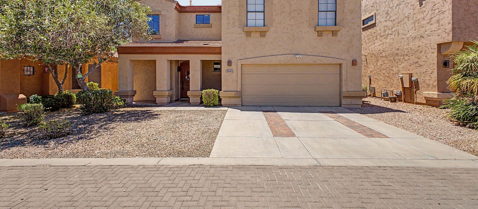 Arizona neighborhood of single-family homes in the Phoenix Valley
